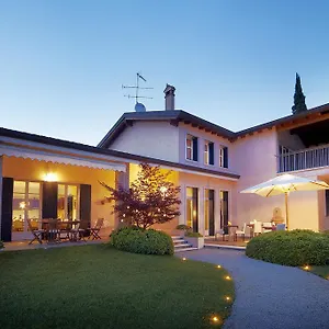 Archi Bed & Breakfast